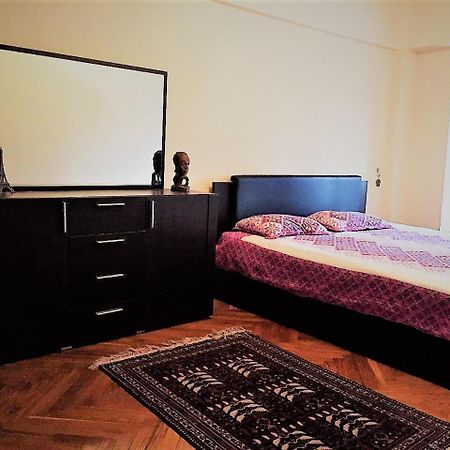 100кв.м 3, 1 баня Апартамент
 в Шайконтохур дистрикт Ташкент Екстериор снимка